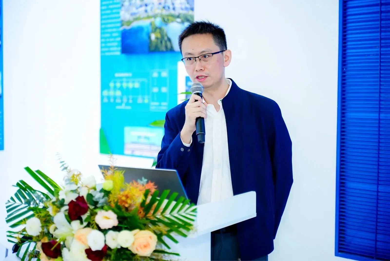 机器人z6.com尊龙